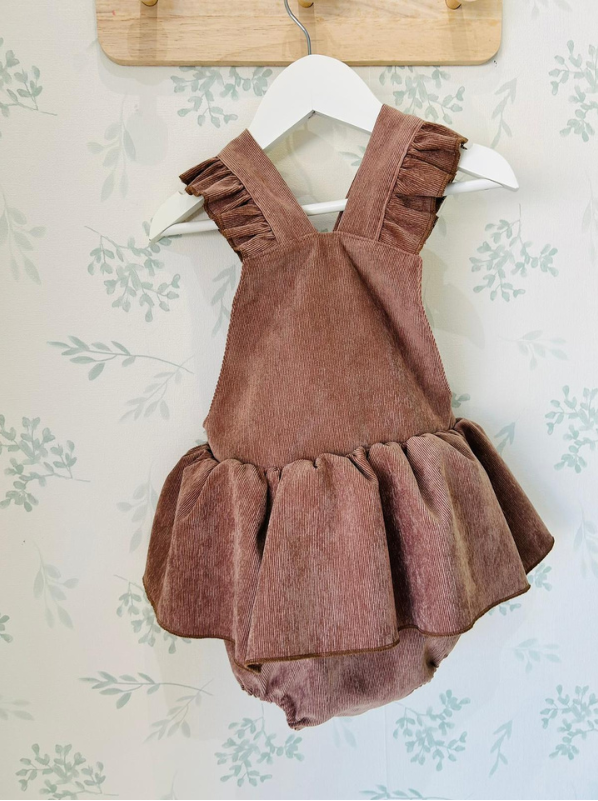 RANITA BAILARINA CISNE